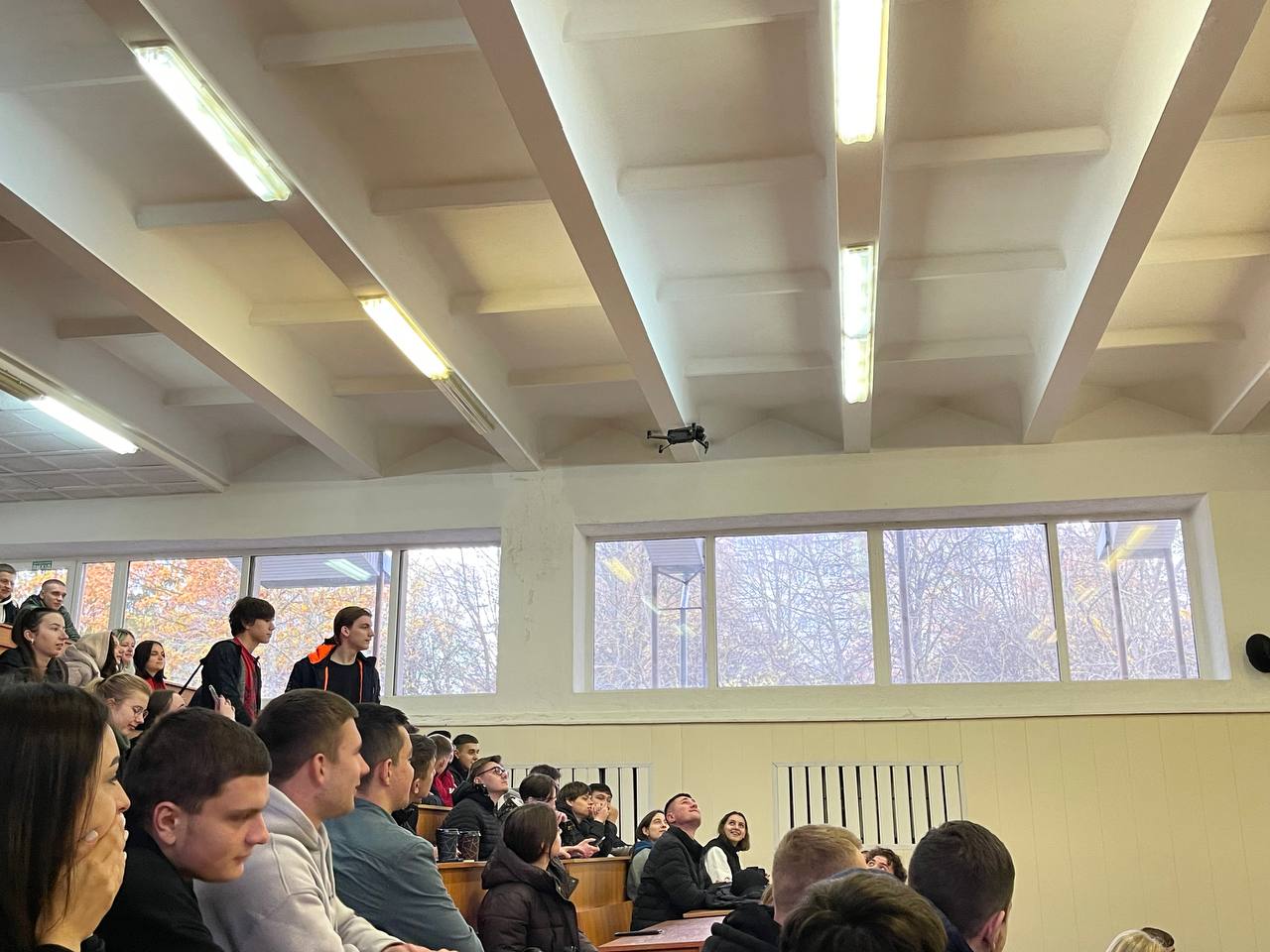 Показовий запуск FPV-дрона. Pokazovyi_zapusk_FPV-drona.